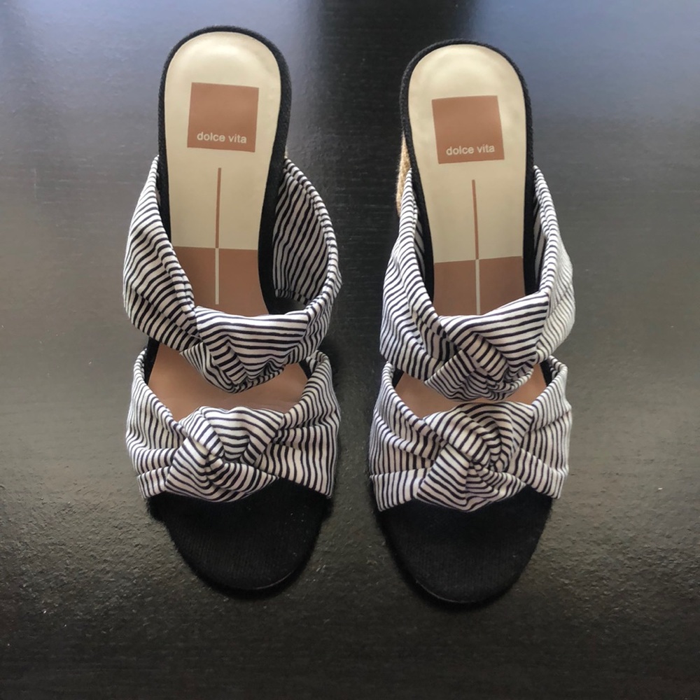 Dolce Vita Sandals - Picture 3 of 5